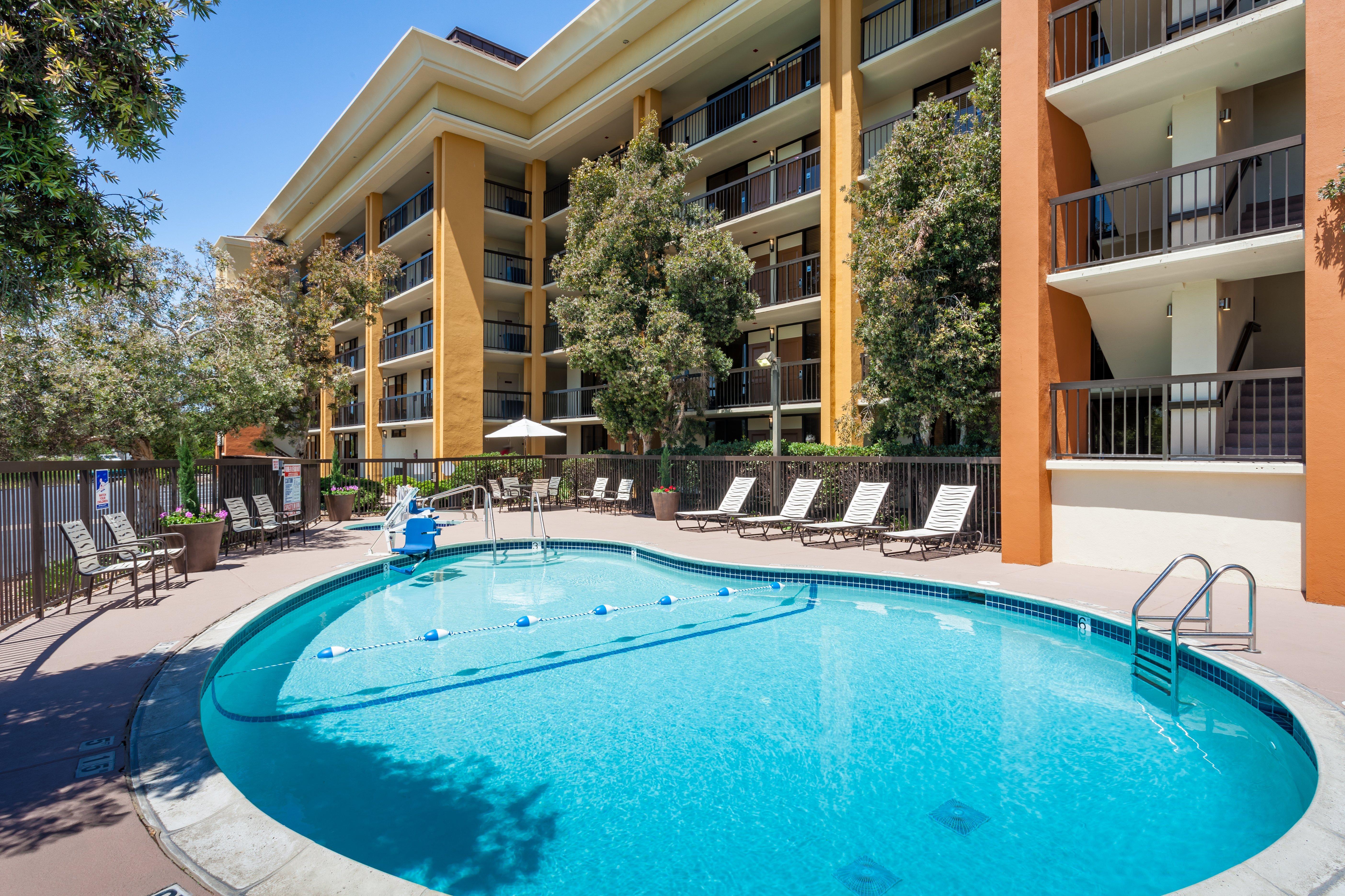 Holiday Inn Express At Monterey Bay By Ihg Seaside Kültér fotó