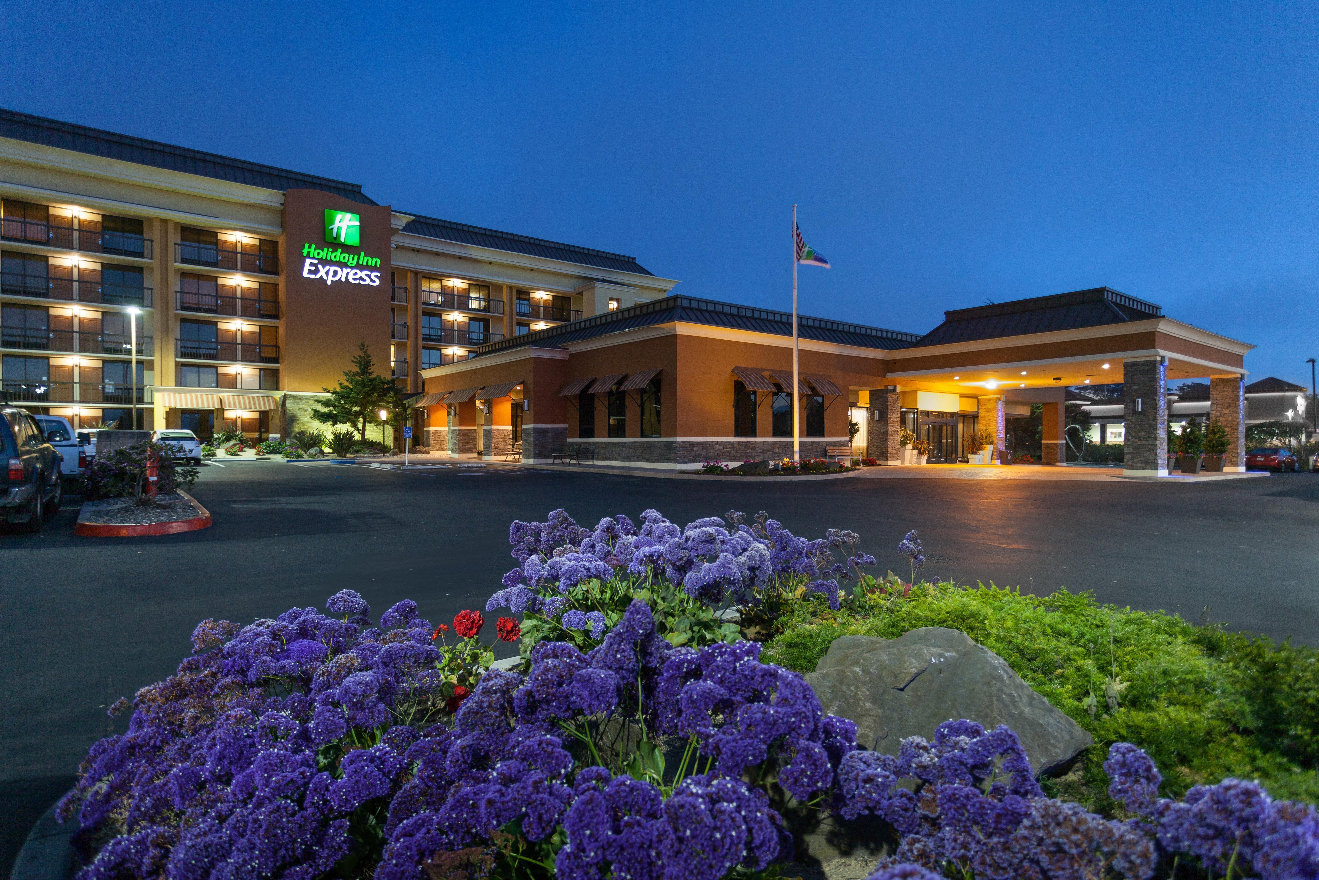 Holiday Inn Express At Monterey Bay By Ihg Seaside Kültér fotó
